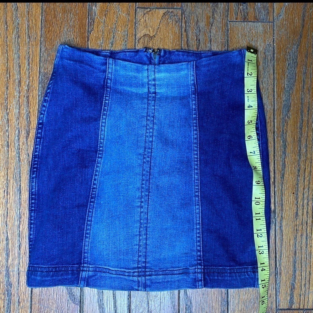 Free People Modern Femme Denim Mini Skirt Size 2 - Picture 5 of 8